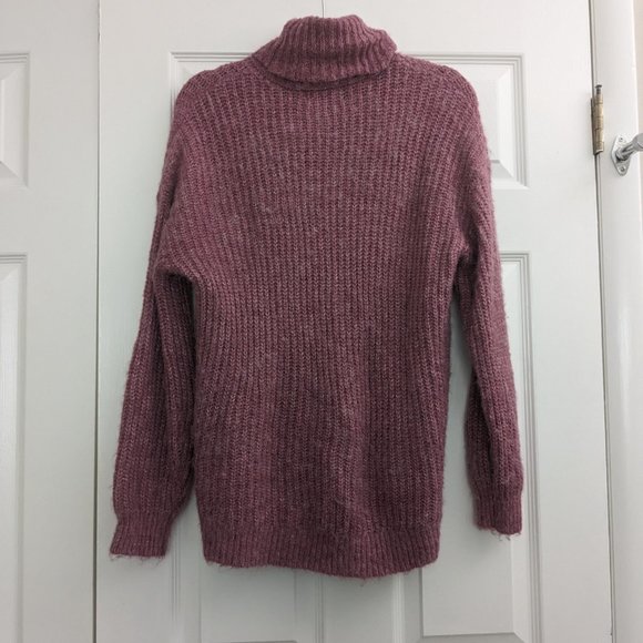 Old Navy Tunic Length Pink Oversized Turtleneck (S) - Picture 2 of 4
